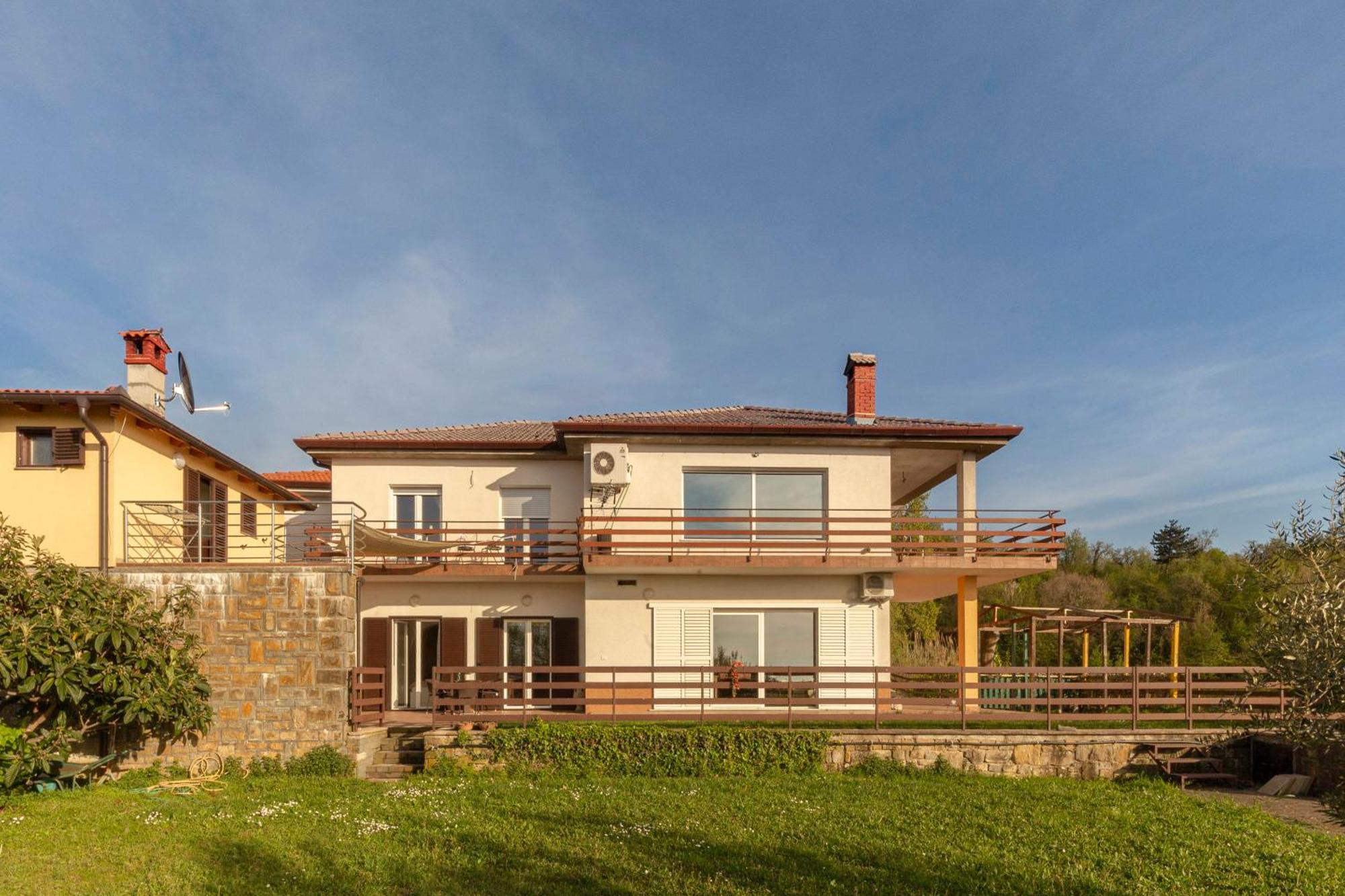 Apartments Souranded By Forest With Sea View Копер Экстерьер фото